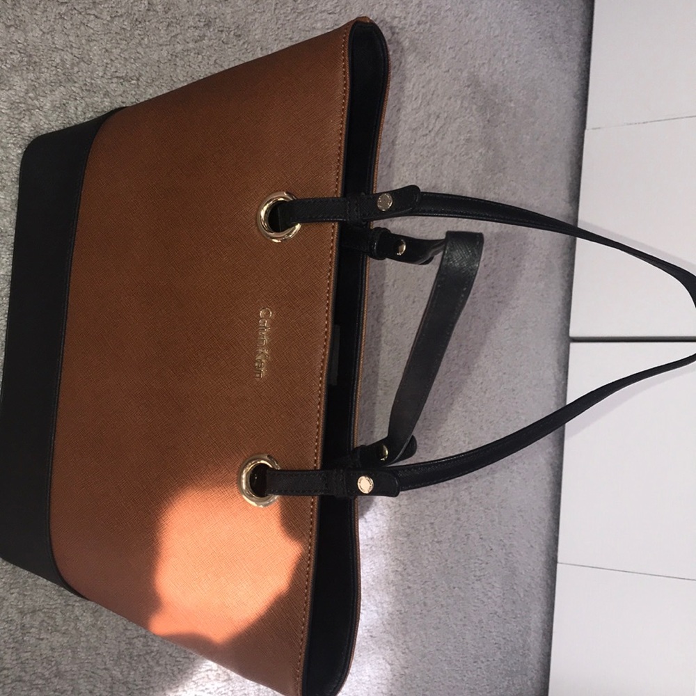 Calvin Klein Saffiano Leather Whiskey Brown/Black
